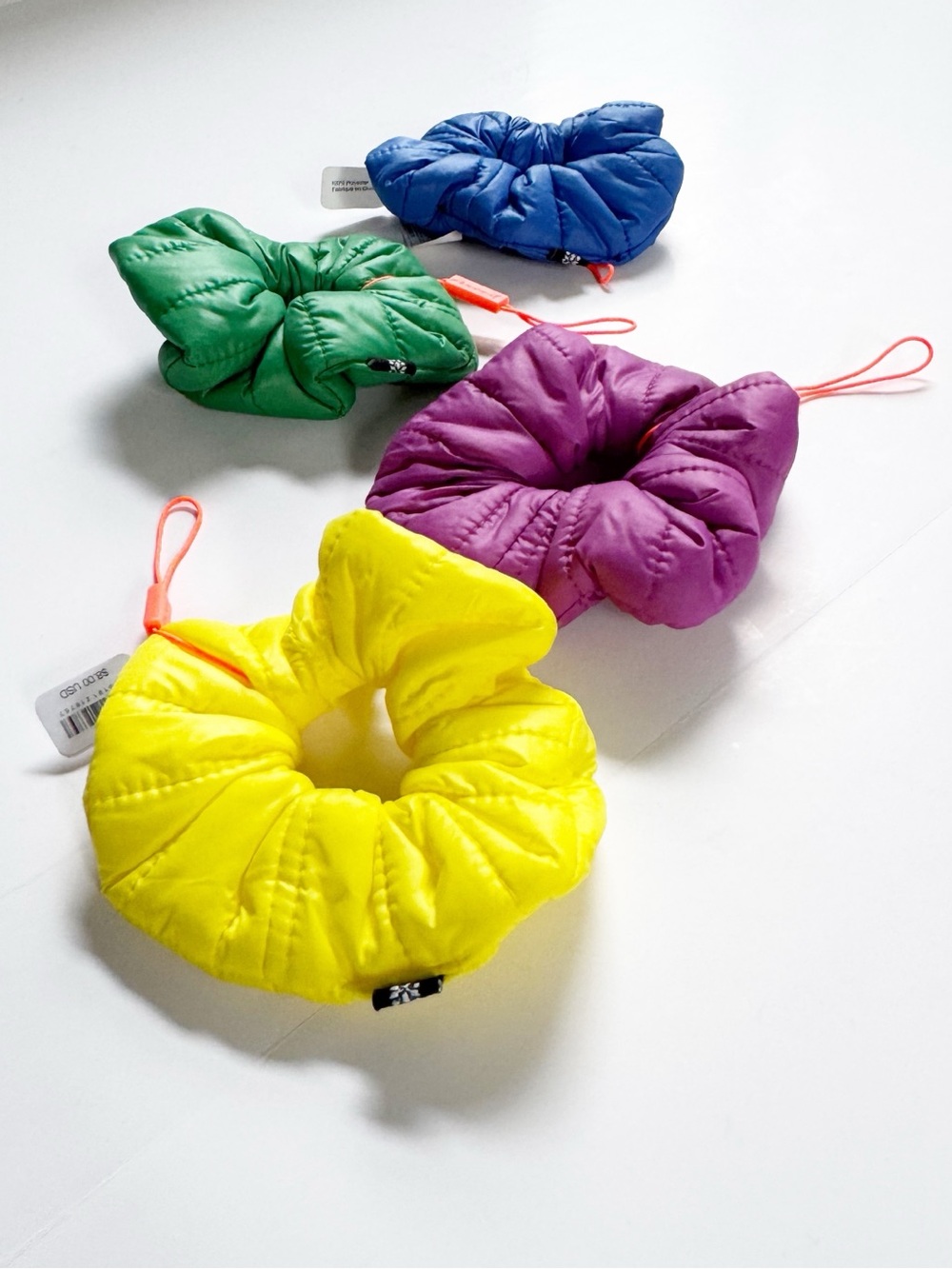 Free People FP Movement Sports Puffer Scrunchies — 4-Piece Set | NWT - Picture 4 of 6